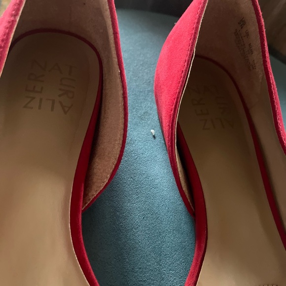 Red Suede Naturalizer “Samantha” Flats originally $99 - Picture 8 of 8